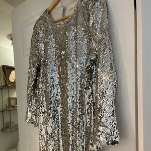 LC Lauren Conrad Metallic Sequin Silver New Years dress M knee length